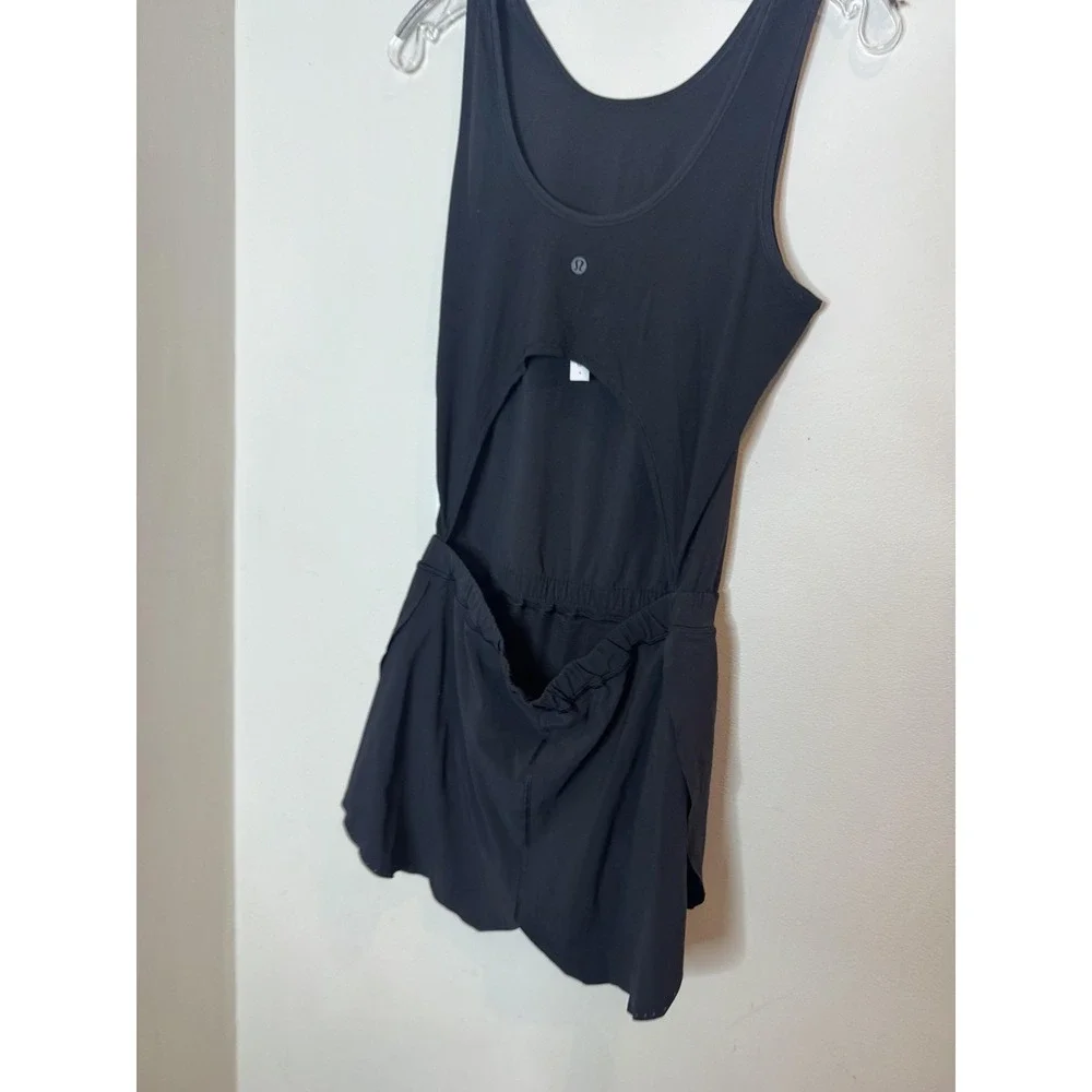 Lululemon Romper Womens 6 Black Open Back Running 3